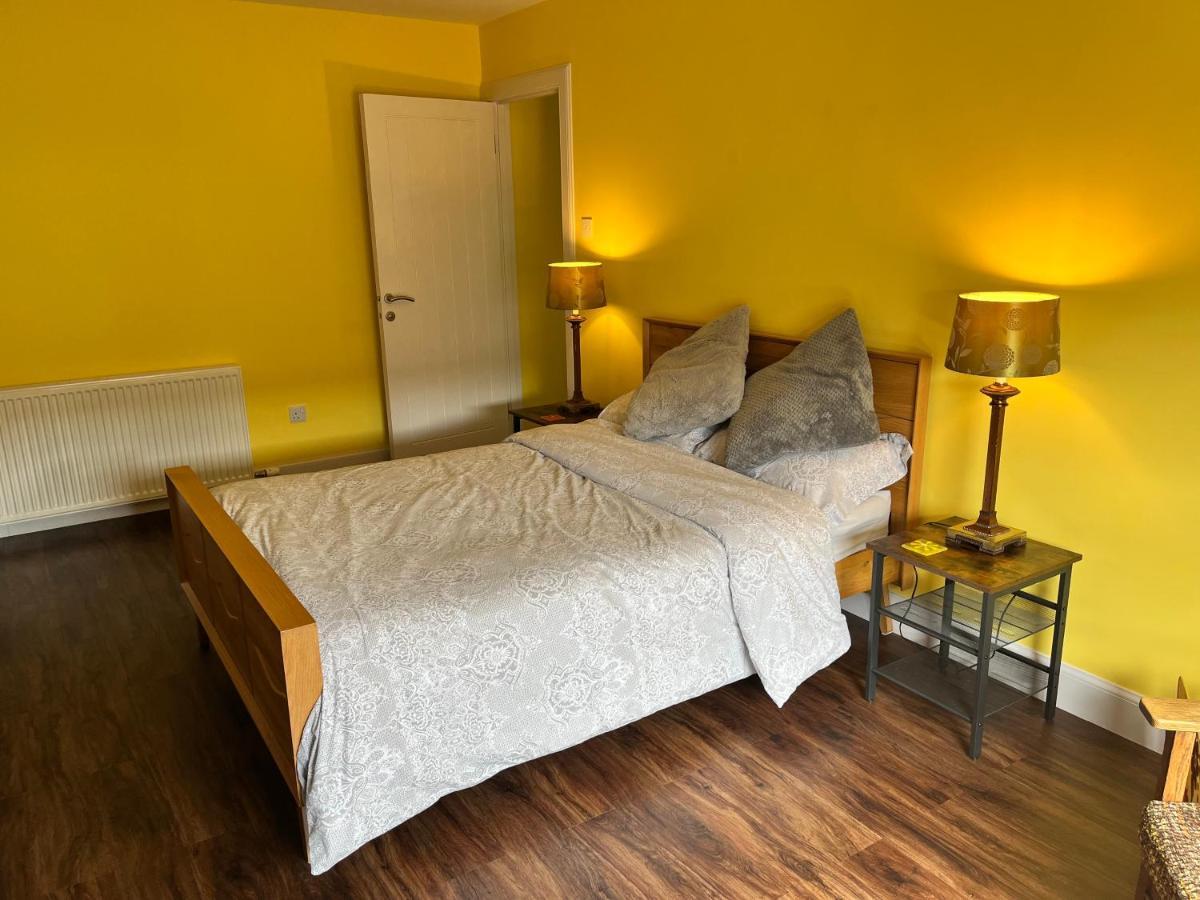 St John'S Town Of Dalry Glentress Apartment 1 Exteriör bild